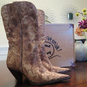 Charlie 1 Horse by Lucchese